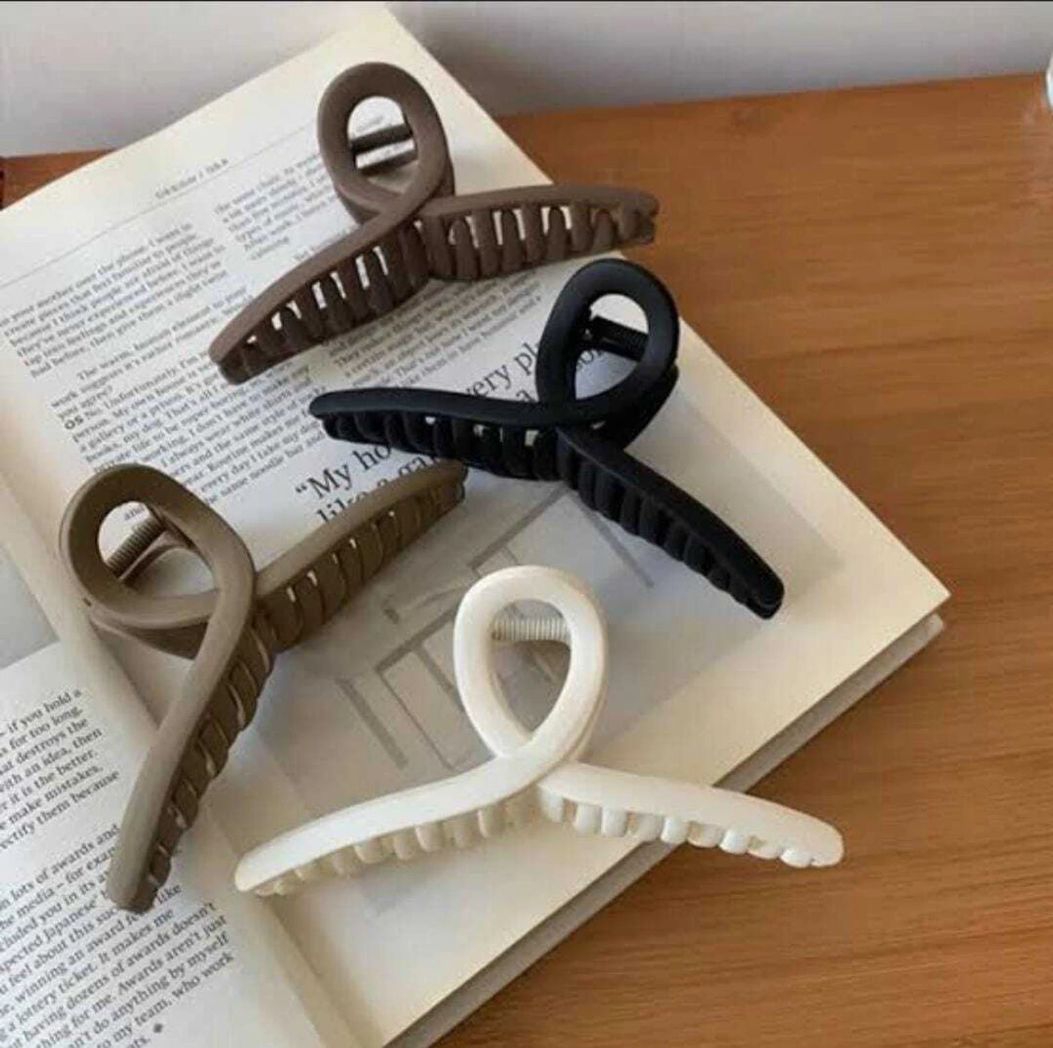 Curl Basics Hair claw Clutcher Pack Of 2 - photo 4